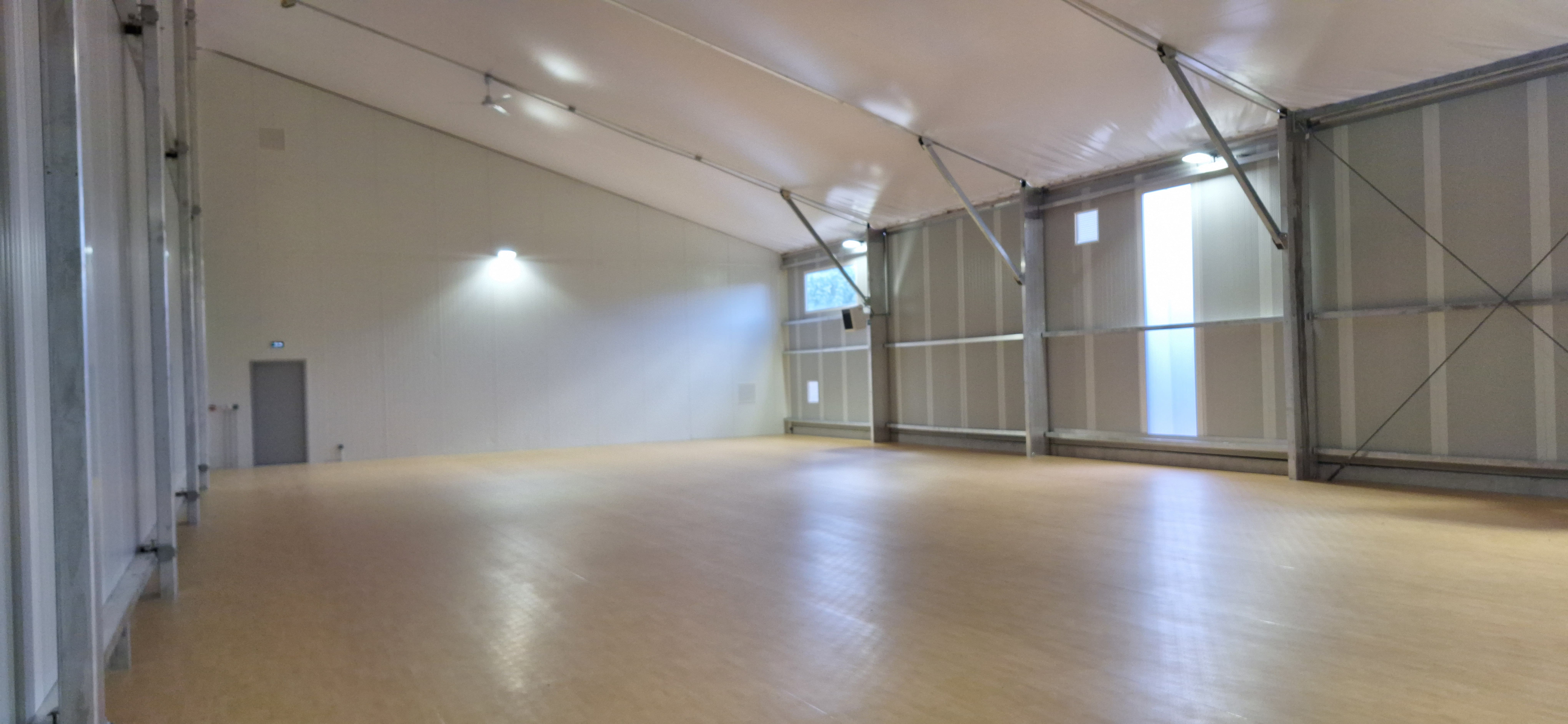 Gymnase temporaire de Chassieu