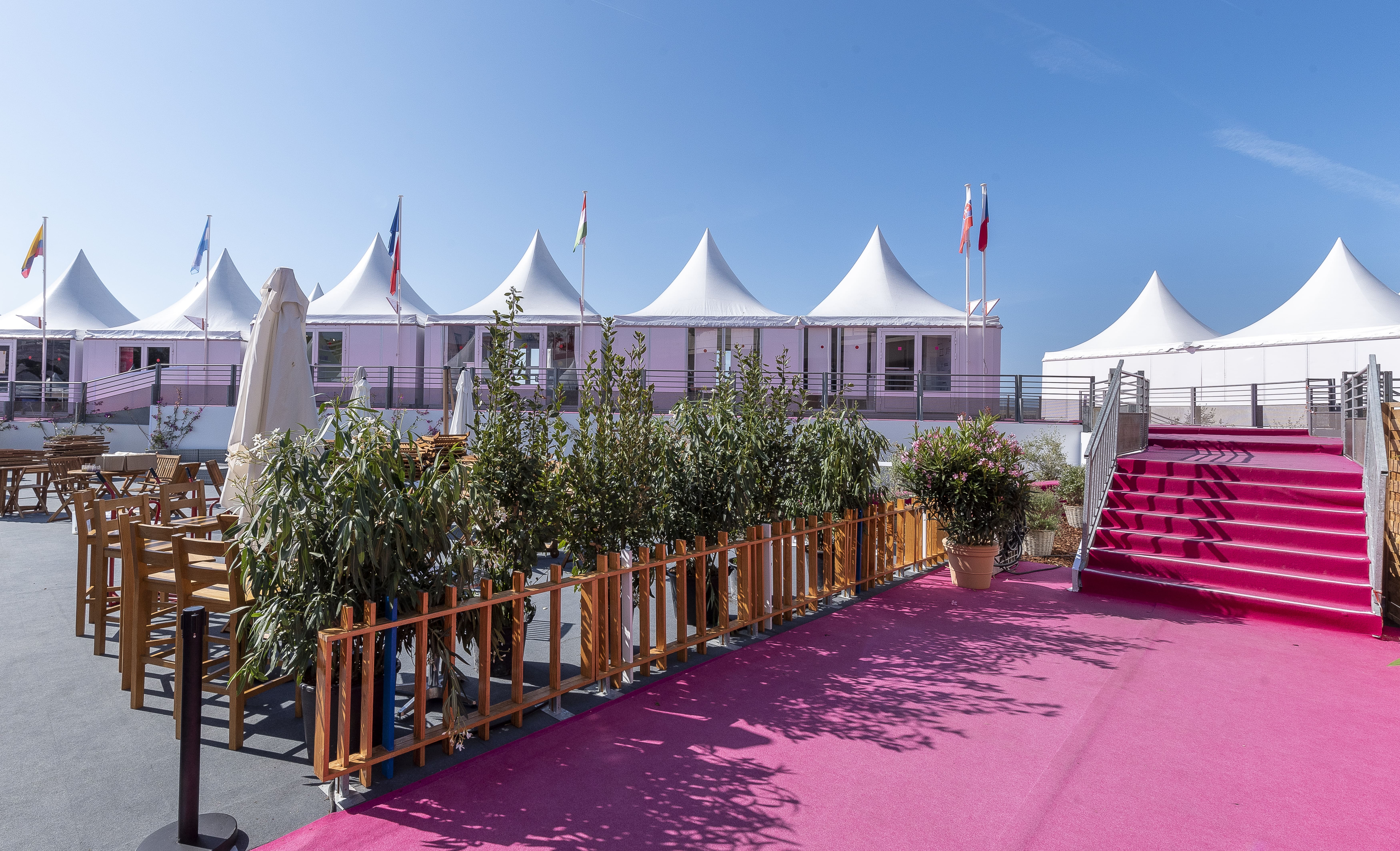 Salle de cinéma Agnès Varda_Chapiteau événementiel tridimentionnel_Festival de Cannes 2024