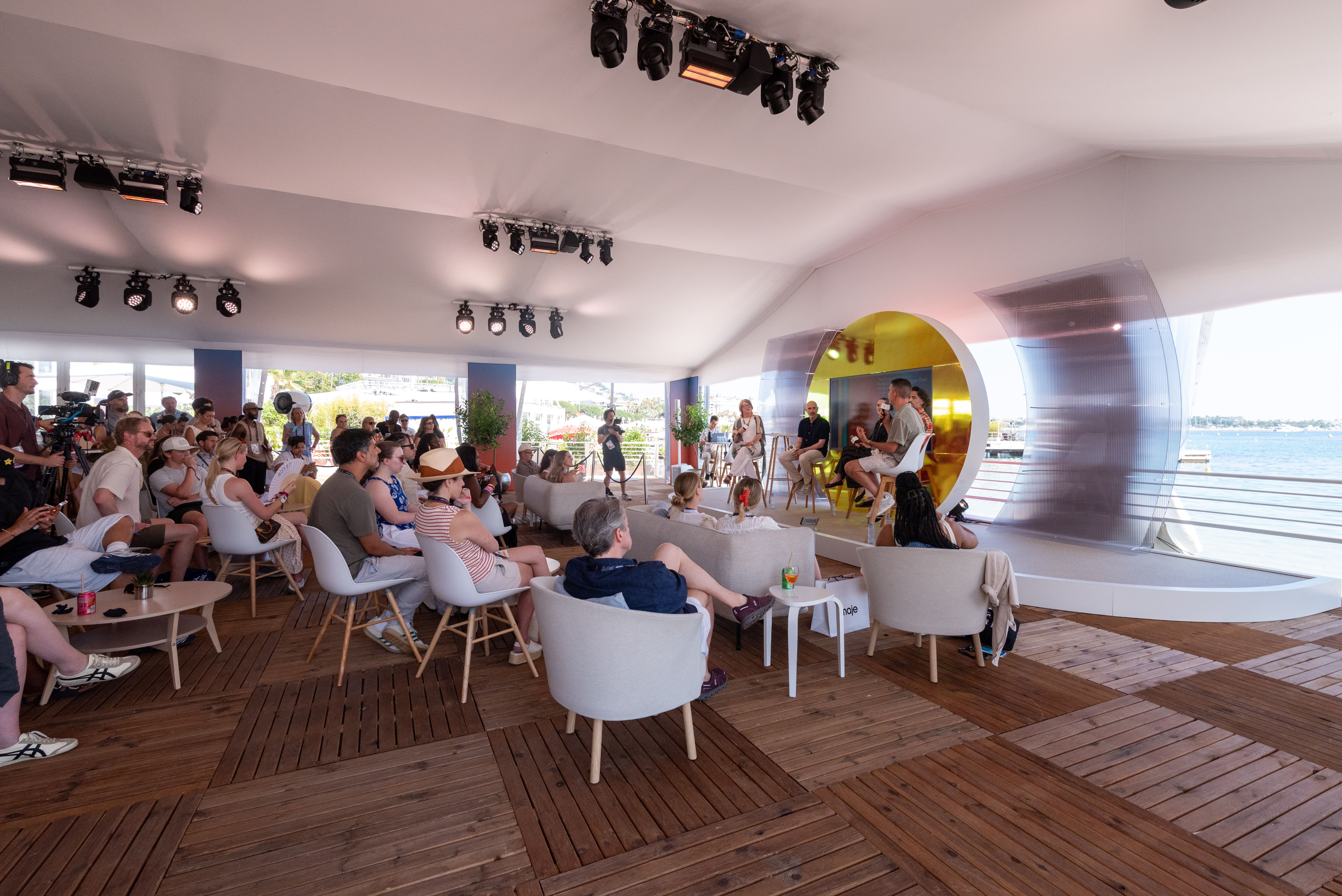 CANNES LIONS 2026_Structure double étage