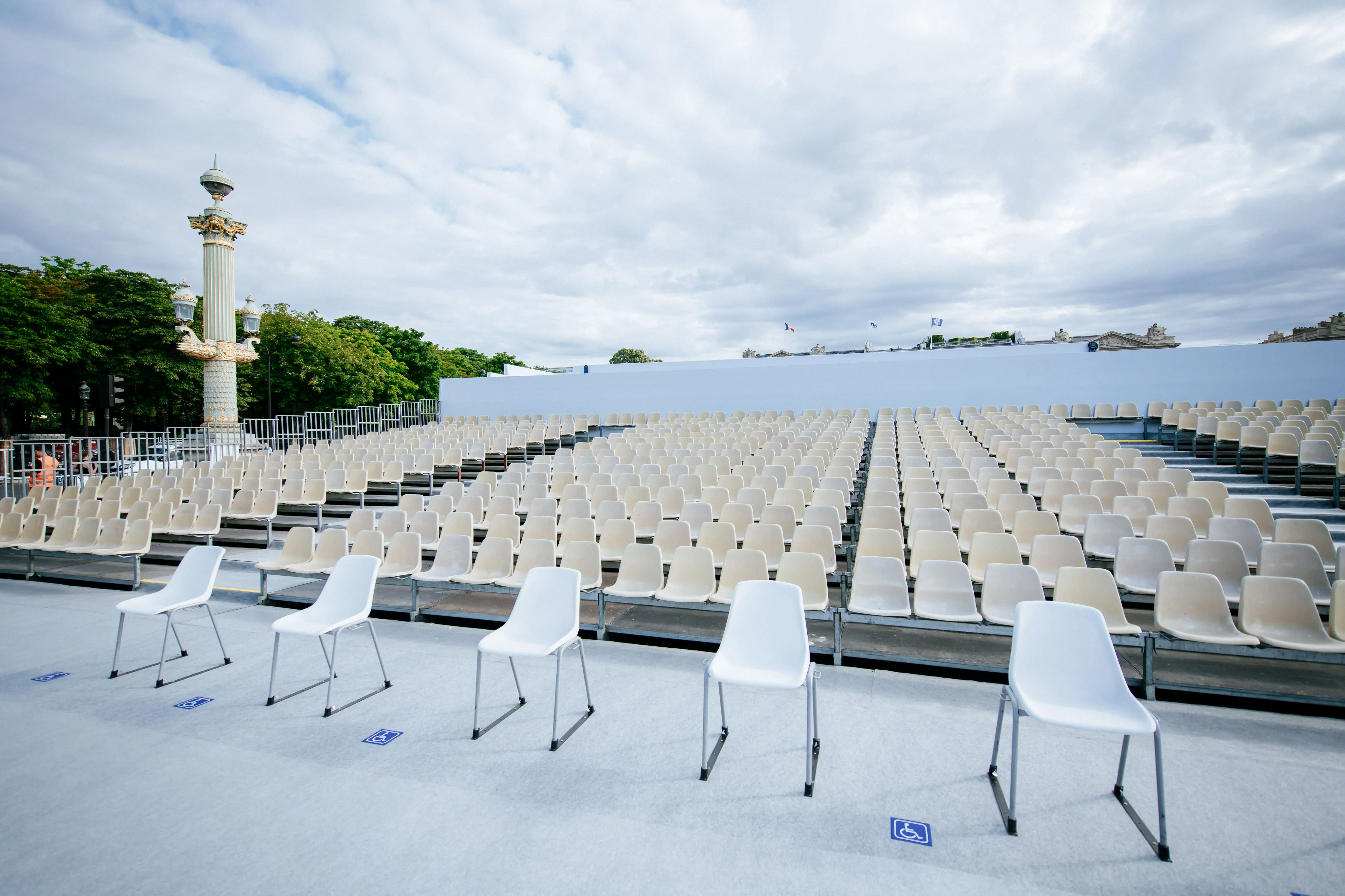 Tribunes événements institutionnels